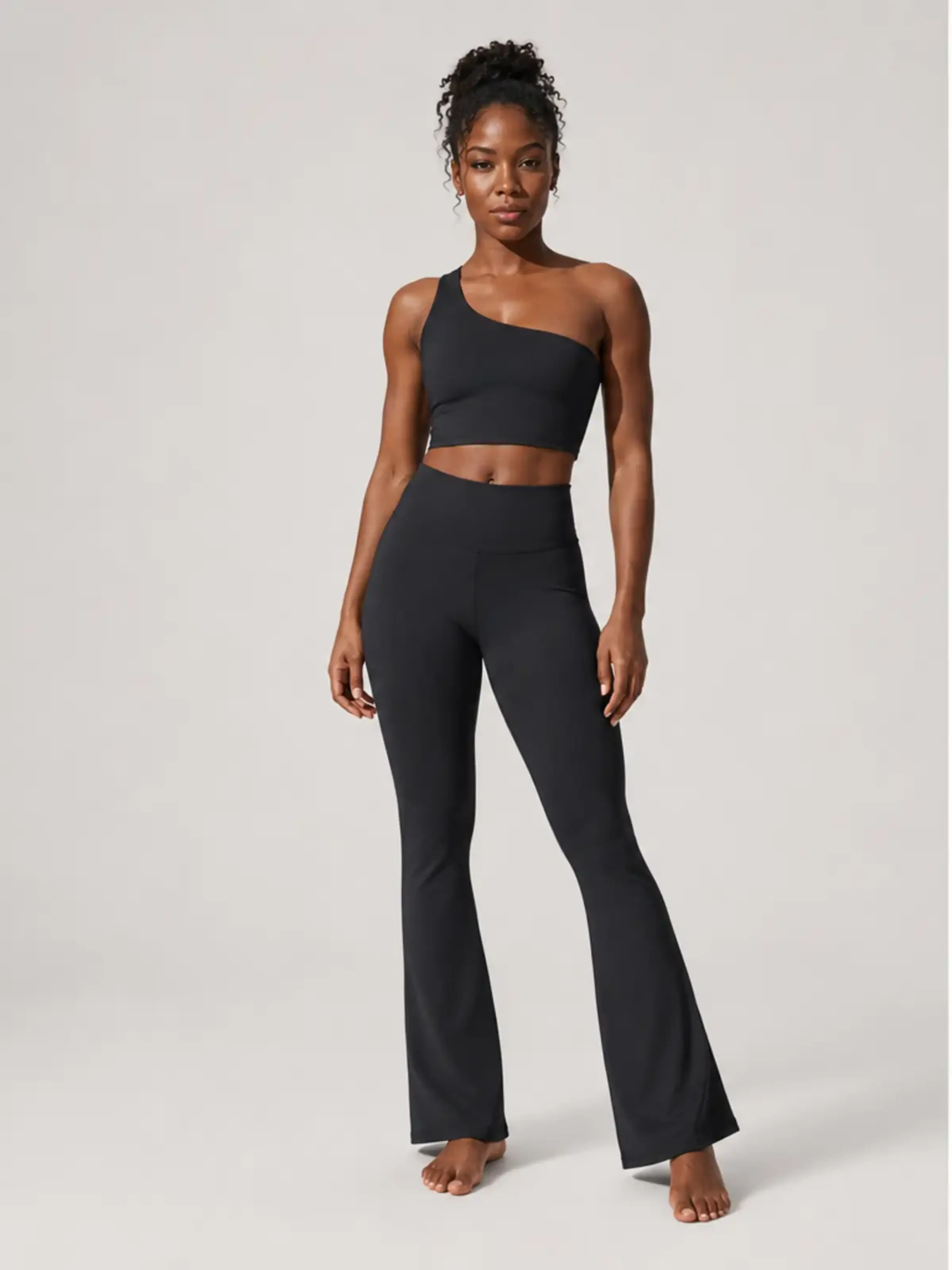 Studio 01 Set in Terminal Black